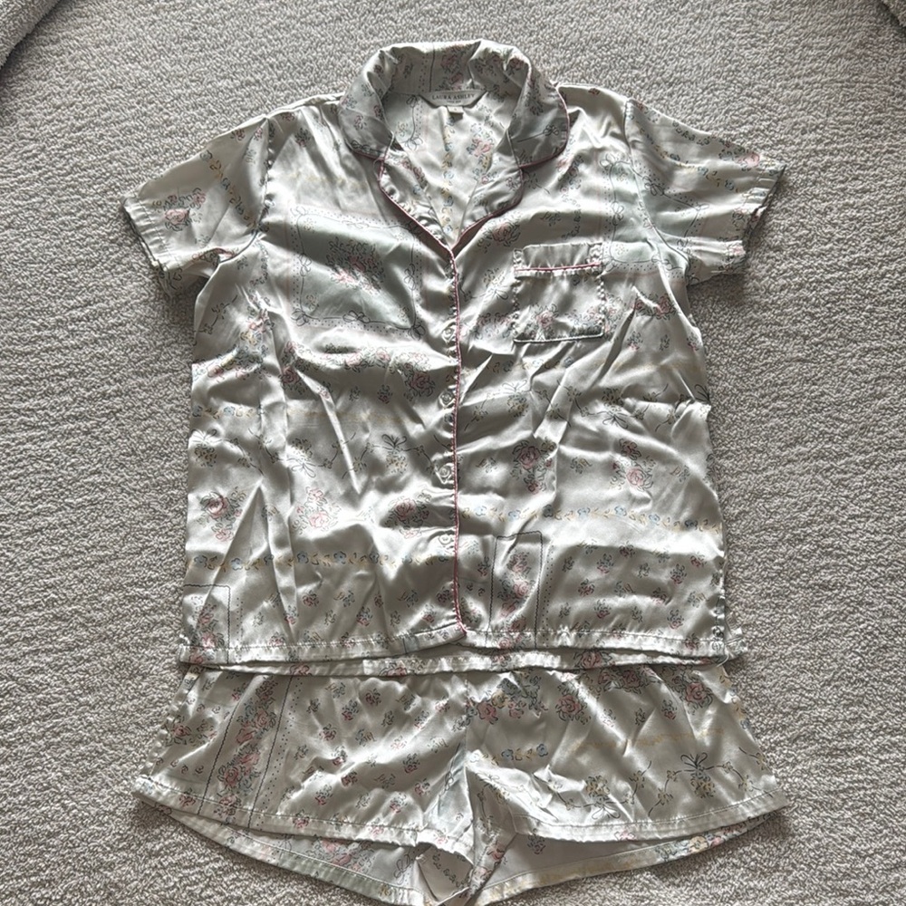 Laura Ashley Silver Pink Pajama Set
